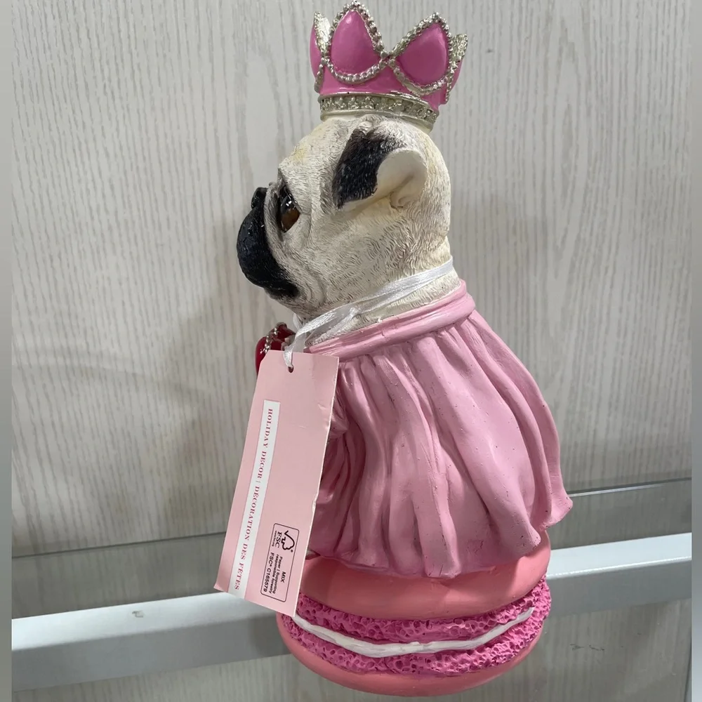Valentine’s Pug Dog Love Heart Princess Pug macaron Resin Statue NEW